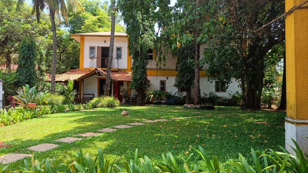 Red Door Hostel Anjuna Ngoại thất bức ảnh