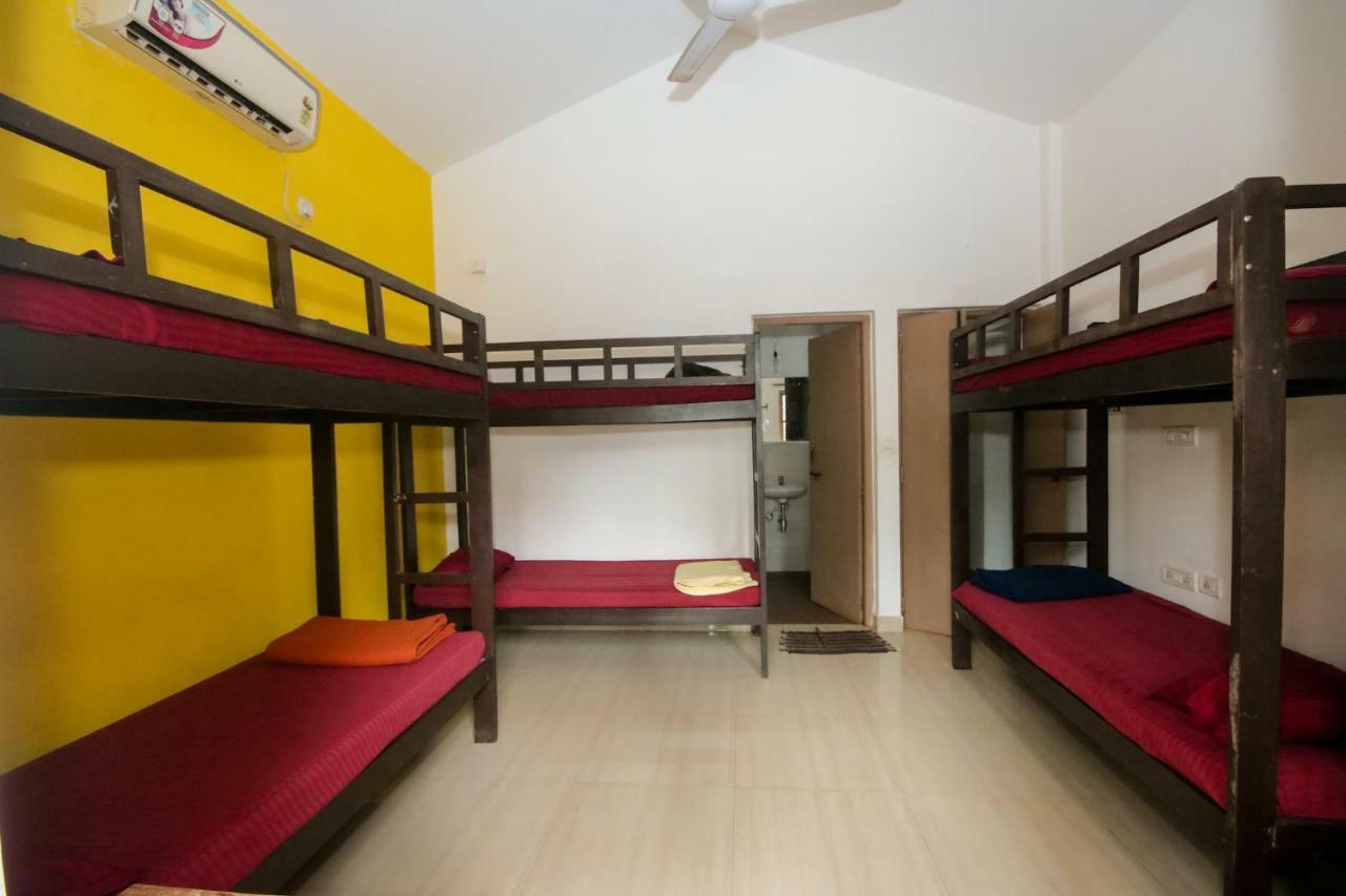 Red Door Hostel Anjuna Ngoại thất bức ảnh